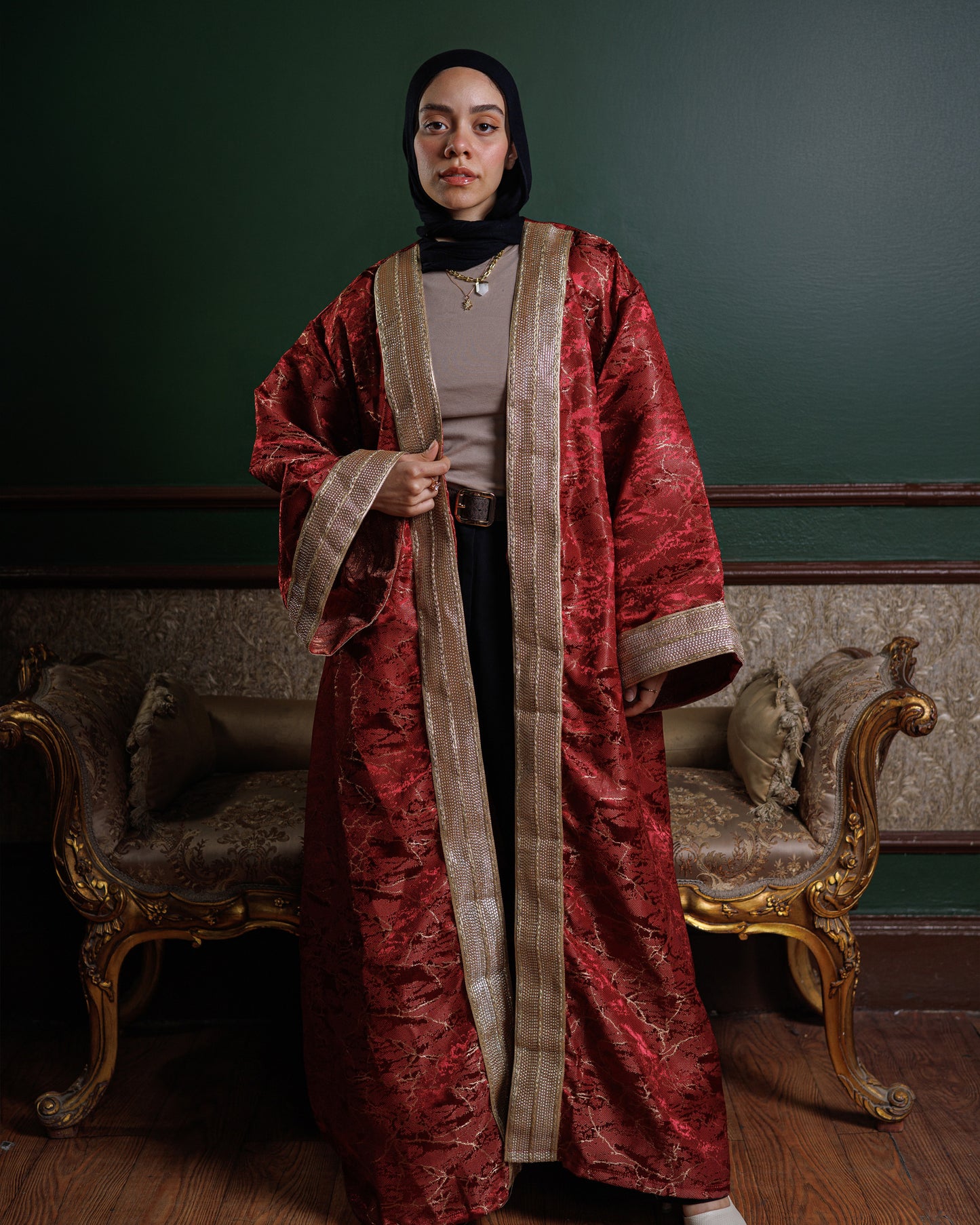 Jacquard Ramadan Kaftan - Metallic Burgundy